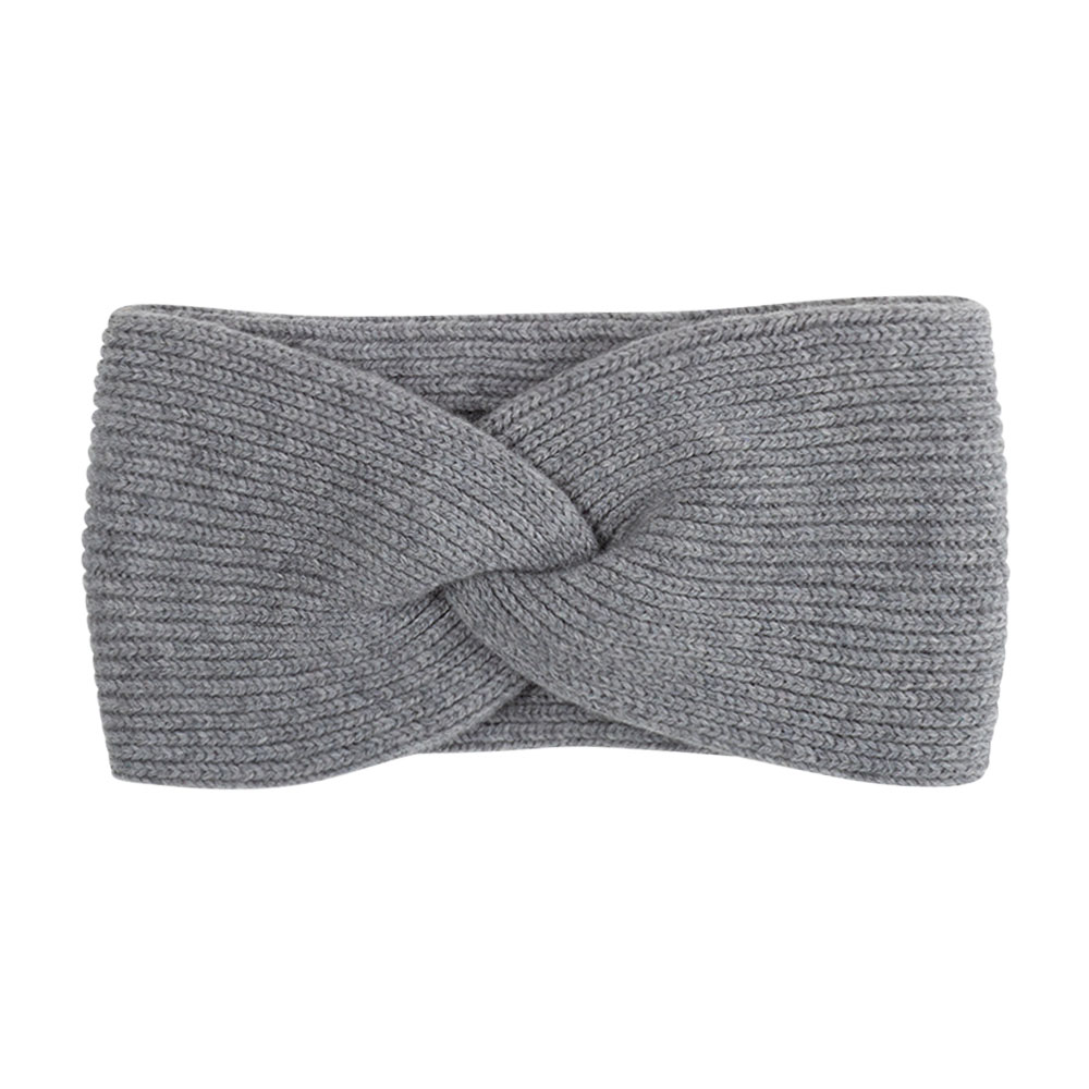 breit-und-vorn-ueber-kreuz