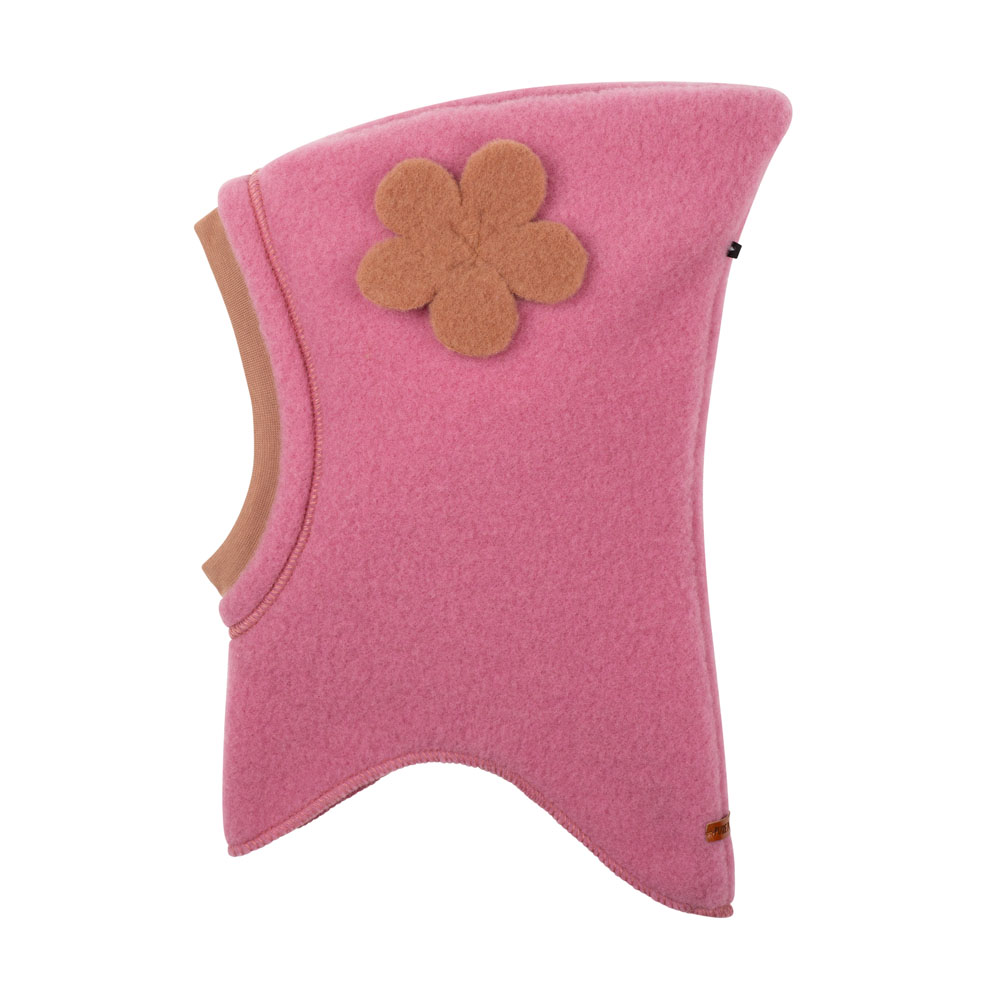 mit-Jerseybund-am-Gesicht