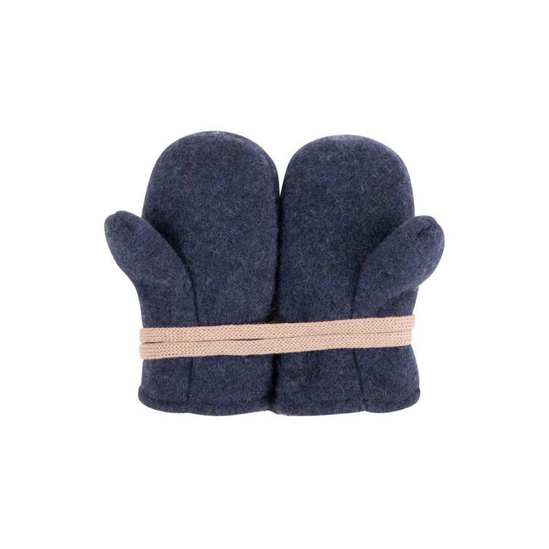 Soft-Fleece-Faeustel-mit-Band-dazwischen
